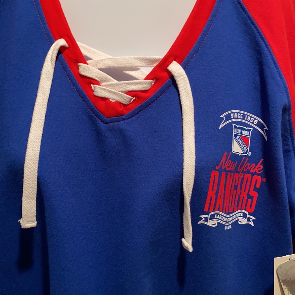 NHL | NY Rangers Pullover - Picture 2 of 6